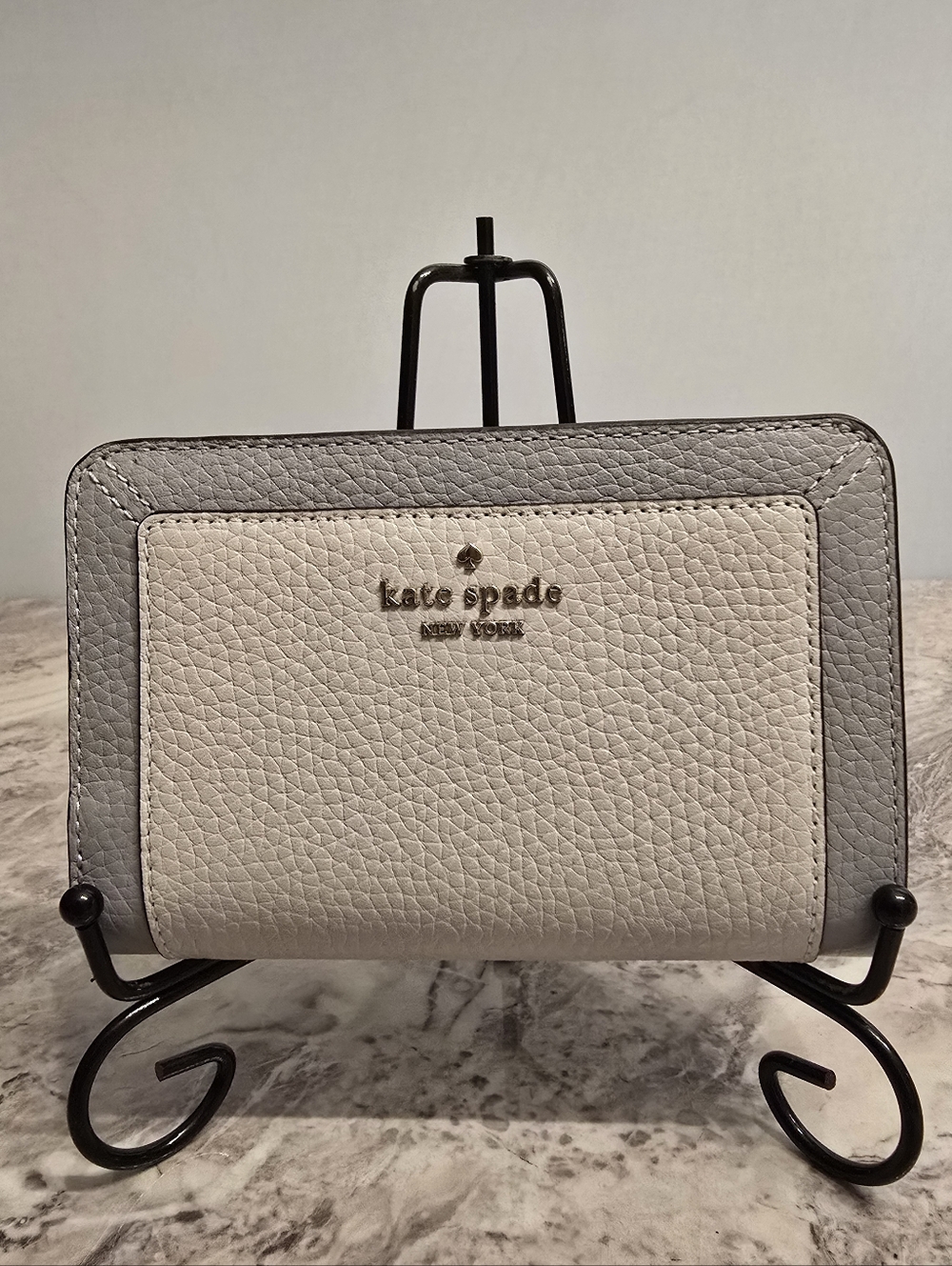 Kate Spade Two-Tone Leather Wallet - Gray & Cream